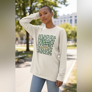 EUC Corgi Goods Women’s Plus Size Cream Long Sleeve Graphic Tee Shirt - Size 3XL